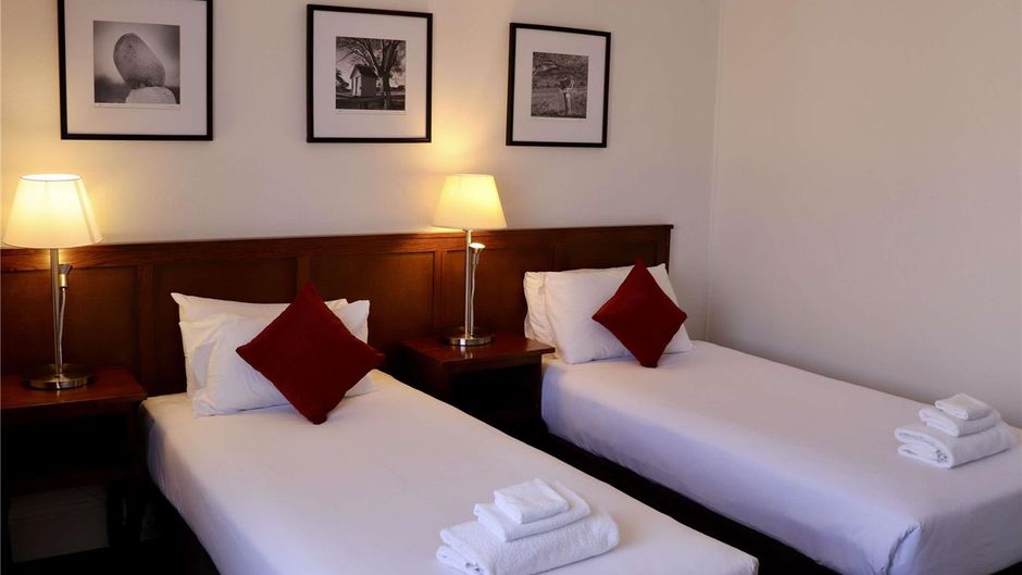 Mercure Canberra Hotel Room