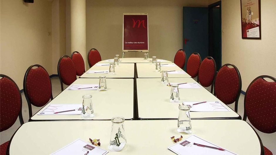 Mercure Luxeuil Les Bains Hexagone Hotel Meeting