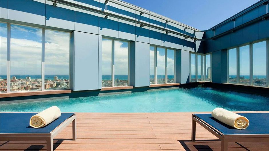 Novotel Barcelona City Pool