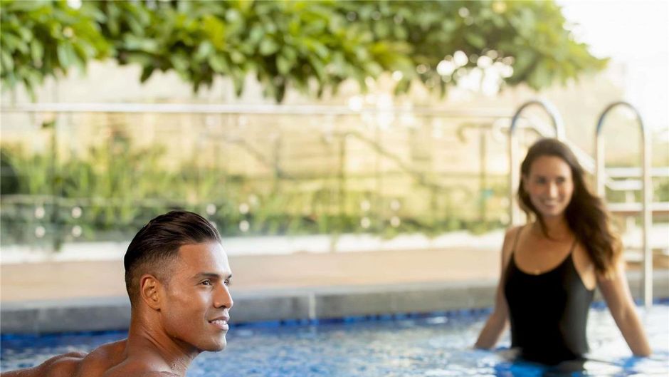 Novotel Sydney International Airport Pool