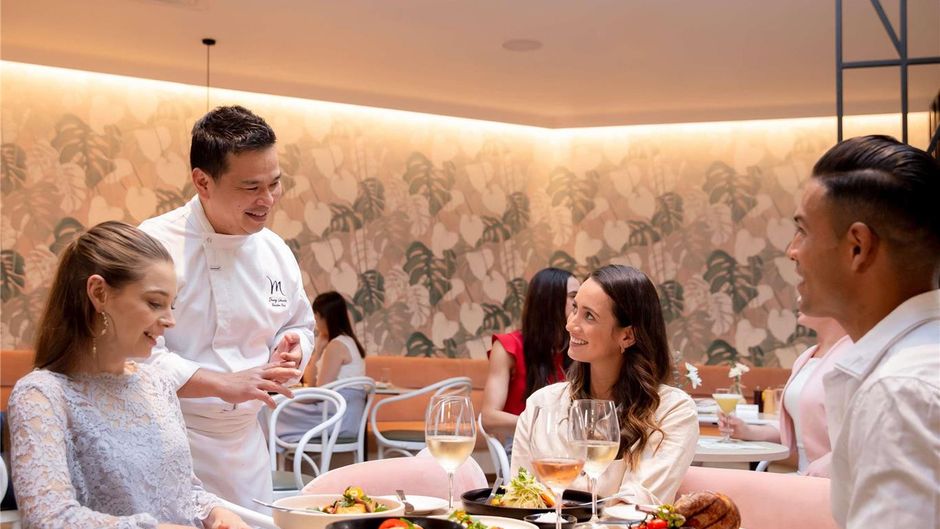 Novotel Sydney International Airport Restaurant