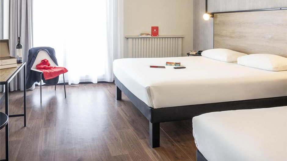 Hotel Ibis Millau Room
