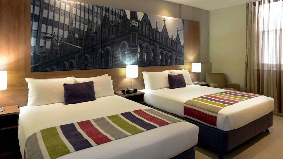 Mercure Grosvenor Hotel Adelaide Room