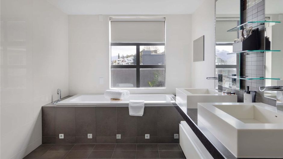 Sofitel Queenstown Hotel & Spa Suite