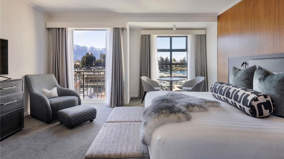 Sofitel Queenstown Hotel & Spa Suite