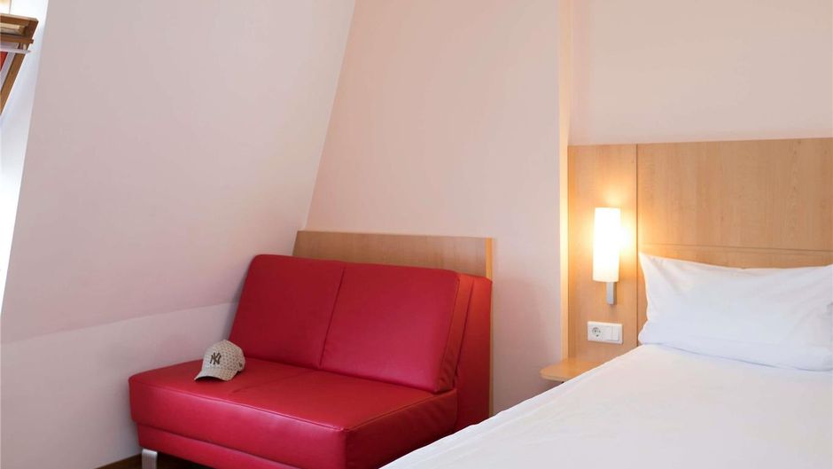 Ibis Berlin City Sud Room