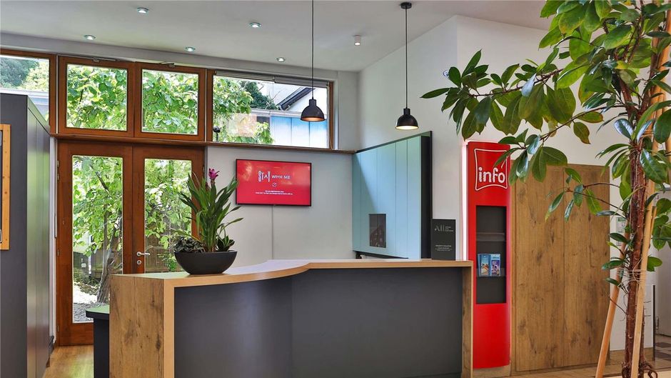 Ibis Berlin City Sud Exterior