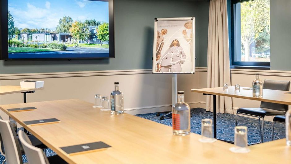 Mercure Cote de Nacre Hotel Meeting