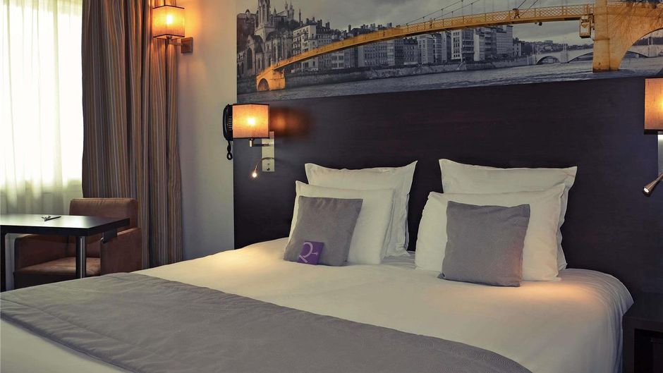 Mercure Lyon Est Room