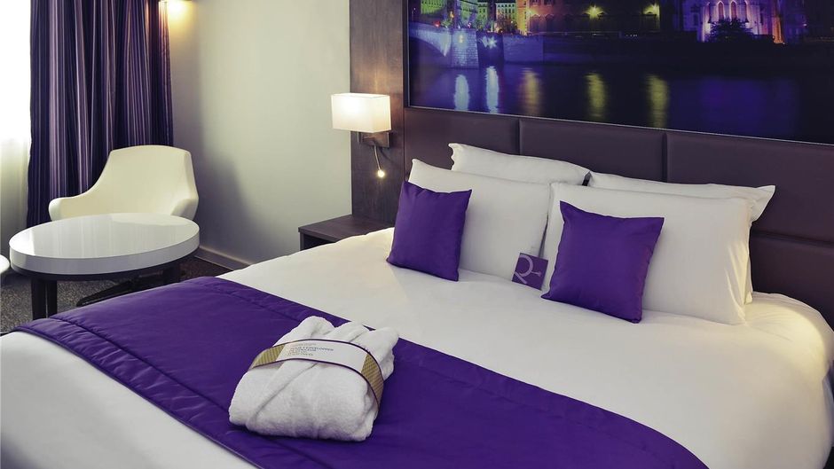 Mercure Lyon Est Room