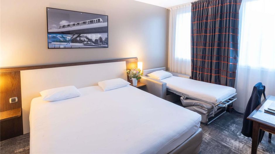 Mercure Rennes Cesson Room