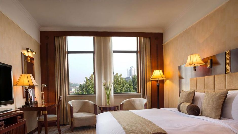 Grand Mercure on Renmin Square Room