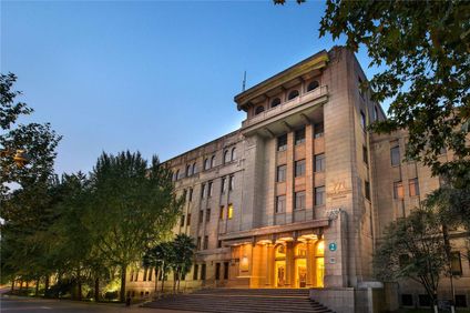 Grand Mercure on Renmin Square