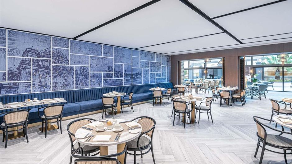Sofitel Dubai Jumeirah Beach Restaurant
