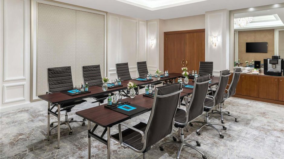 Sofitel Dubai Jumeirah Beach Meeting