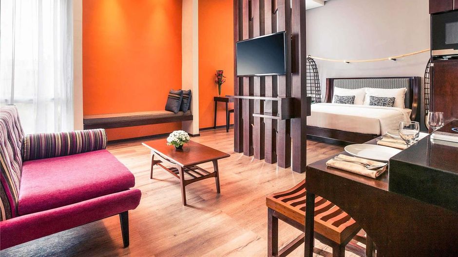 Mercure Surabaya Room
