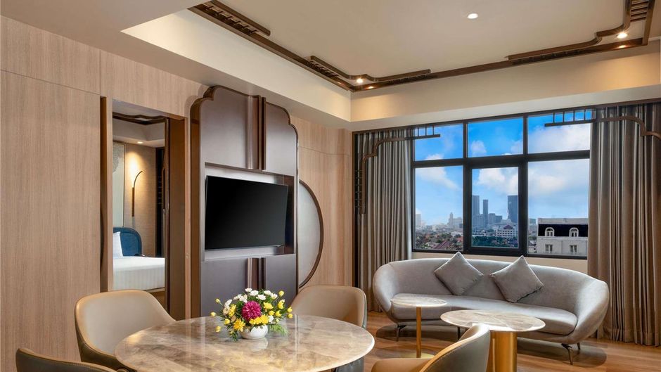 Mercure Surabaya Room