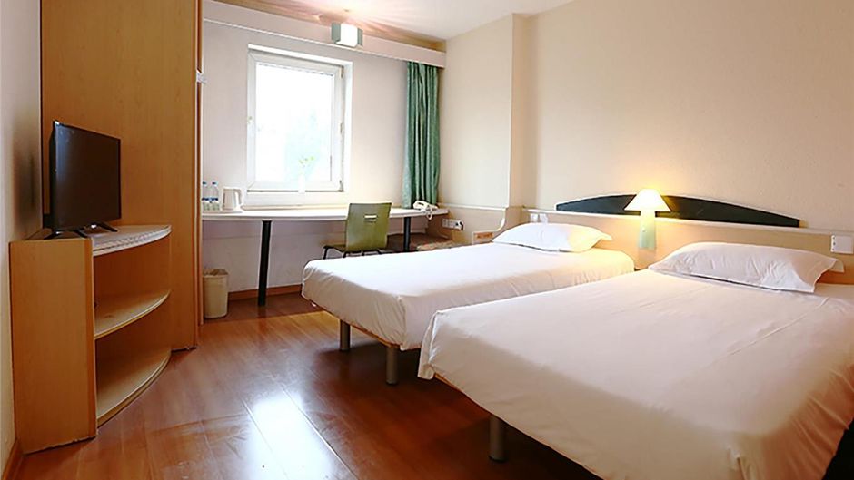 Hotel Ibis Wuhan Room