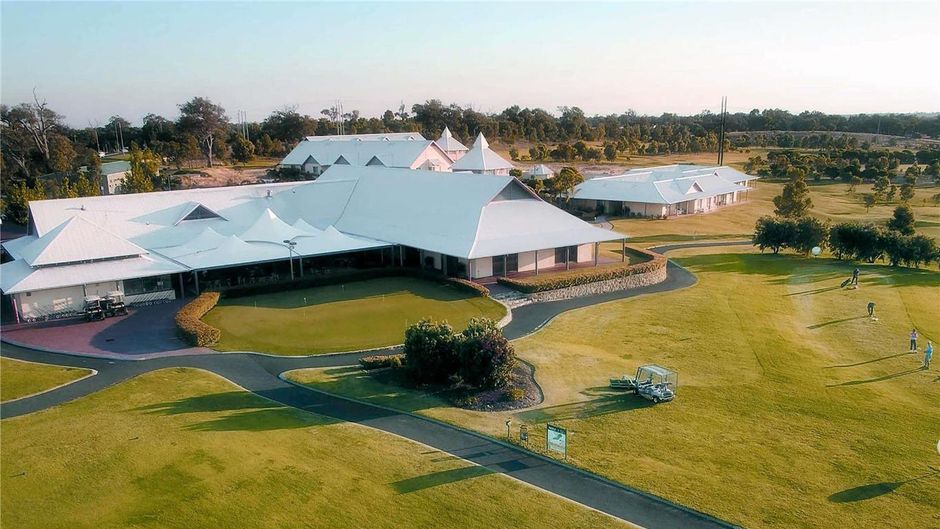 Mercure Bunbury Sanctuary Golf Resort Exterior