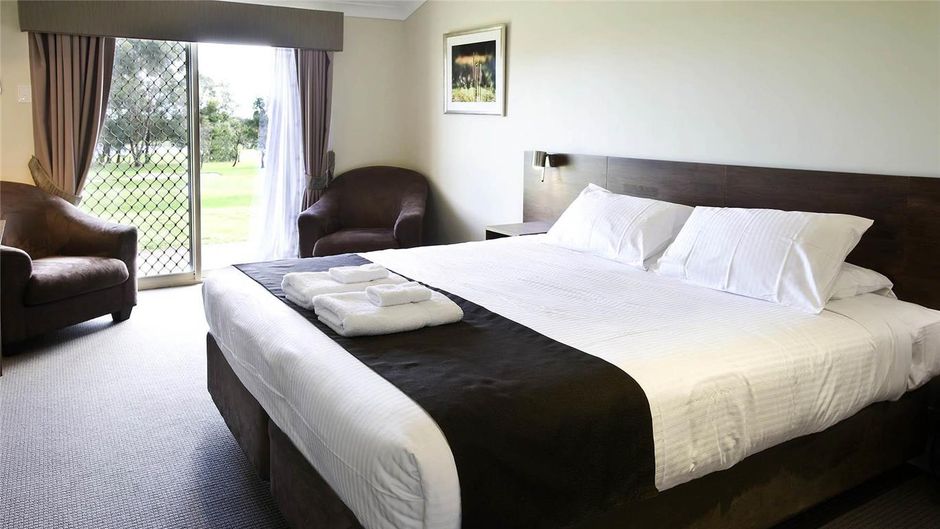 Mercure Bunbury Sanctuary Golf Resort Room