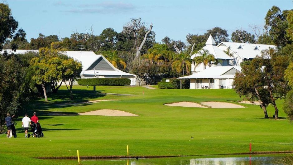 Mercure Bunbury Sanctuary Golf Resort Exterior