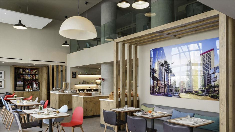 Ibis Casablanca Sidi Maarouf Restaurant