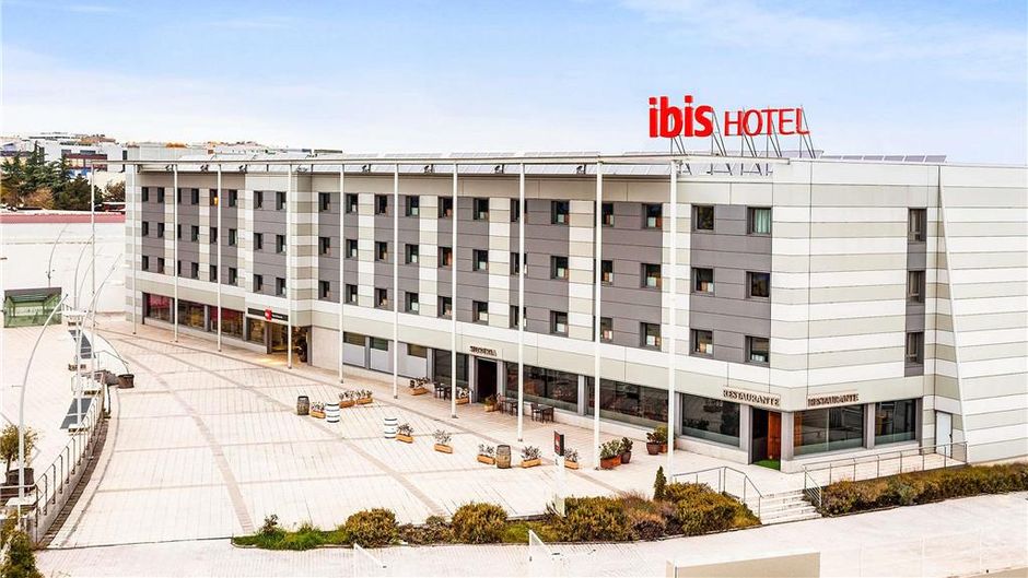 Hotel Ibis Madrid Alcobendas Exterior
