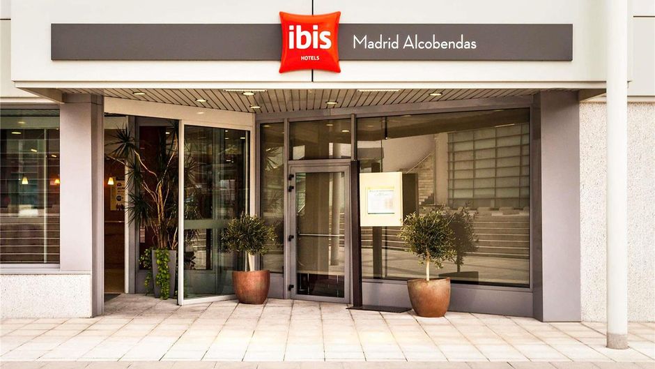 Hotel Ibis Madrid Alcobendas Exterior