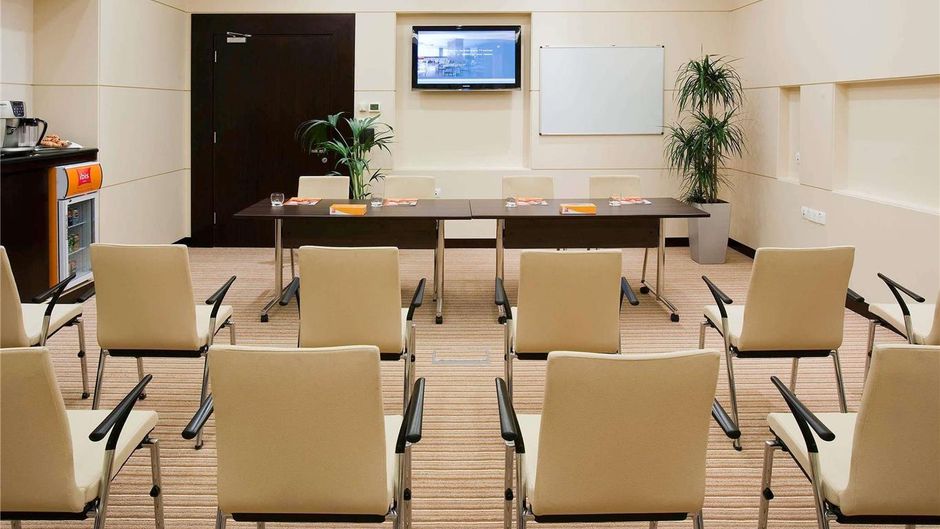 Hotel Ibis Amman Meeting