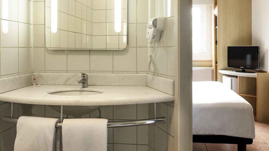 Ibis Criciuma Room
