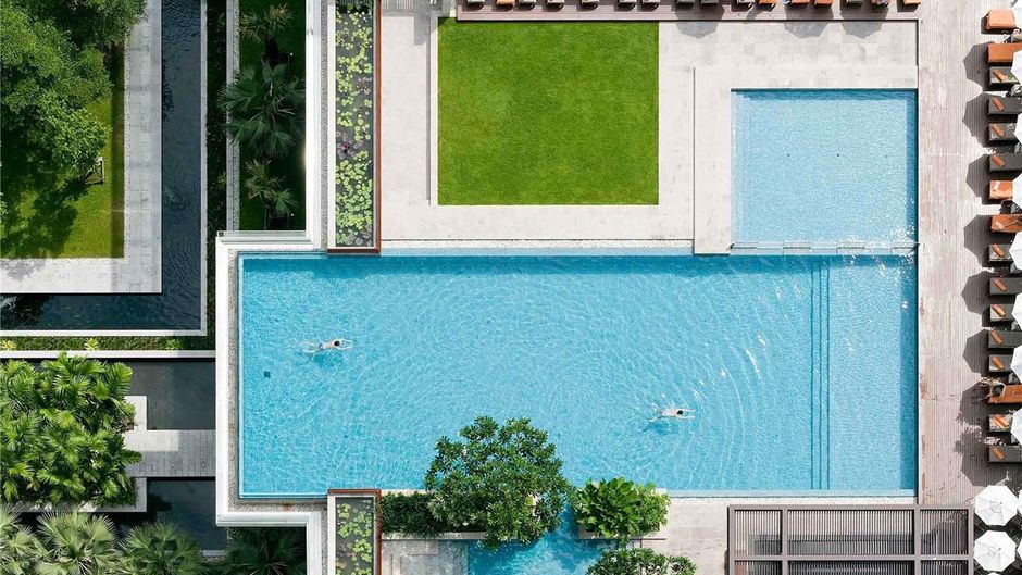 Pullman Bangkok King Power Pool