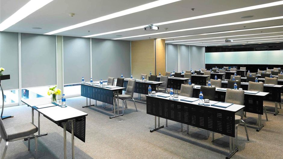 Pullman Bangkok King Power Meeting