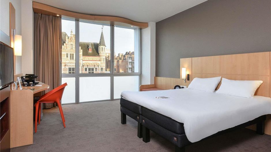 Hotel Ibis Kortrijk Centrum Room