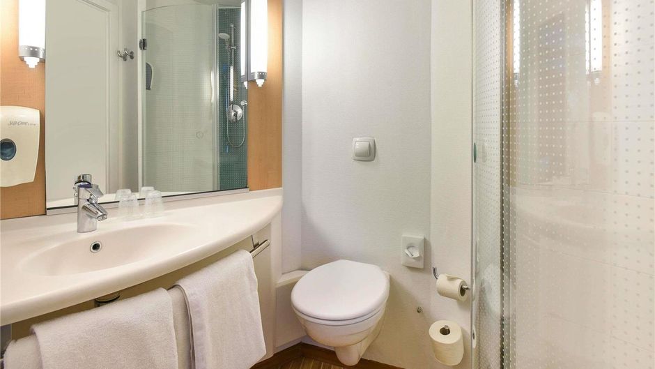 Hotel Ibis Kortrijk Centrum Room