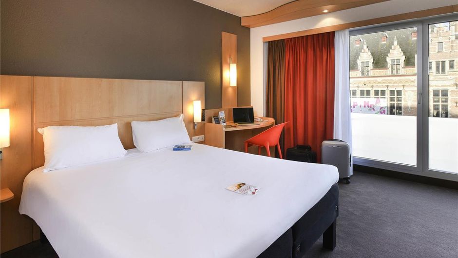 Hotel Ibis Kortrijk Centrum Room