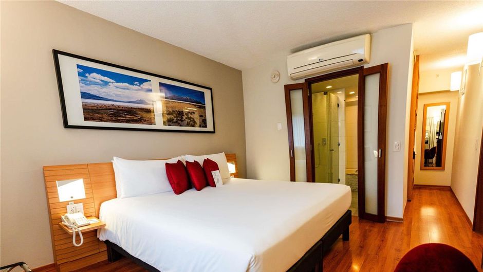 Novotel Lima Room