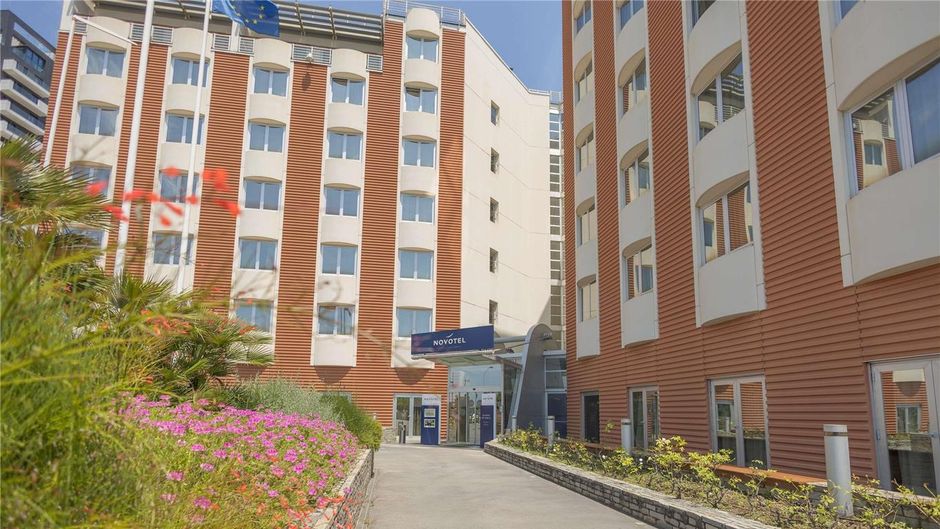 Hotel Novotel Salerno Est Arechi Exterior