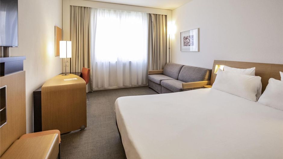 Hotel Novotel Salerno Est Arechi Room