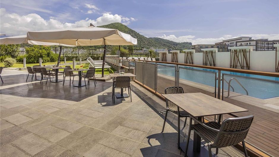 Hotel Novotel Salerno Est Arechi Exterior