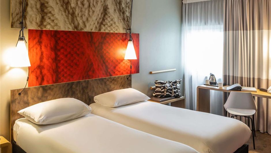 Ibis Birmingham Airport Hotel Room