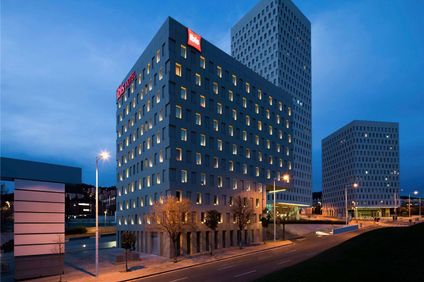 Ibis Barcelona Santa Coloma