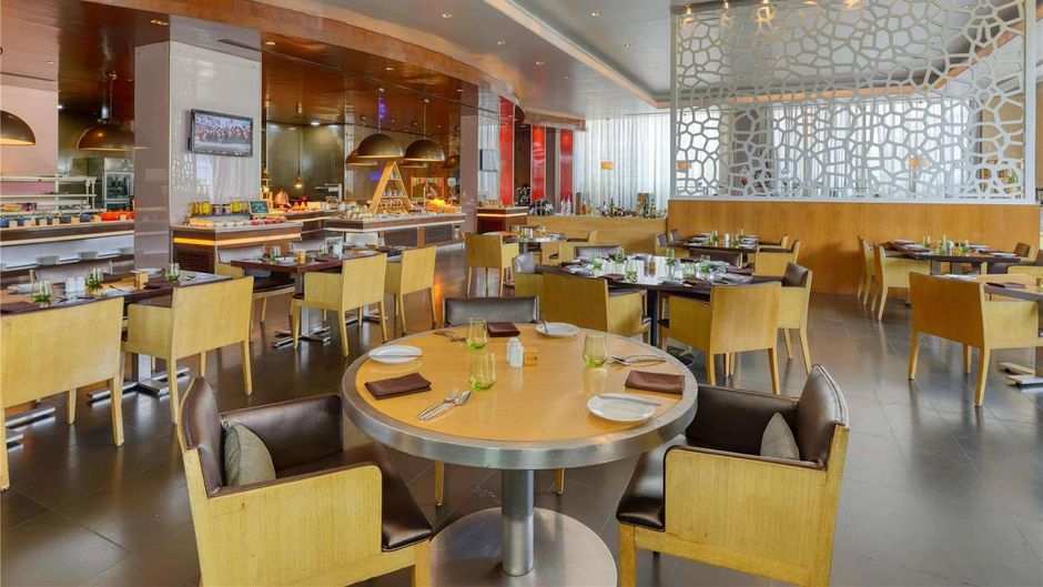 Novotel Bengaluru Outer Ring Road Hotel Restaurant