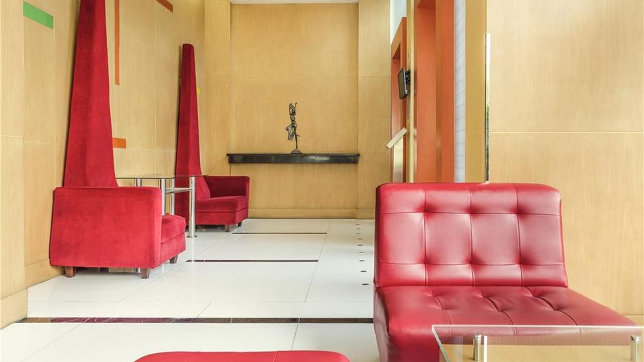 Hotel Ibis Semarang Exterior