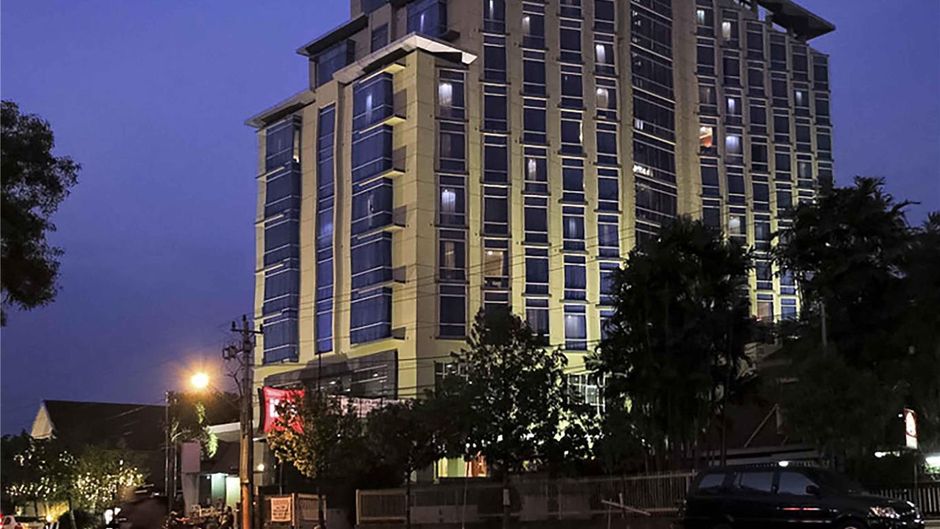 Hotel Ibis Semarang Exterior
