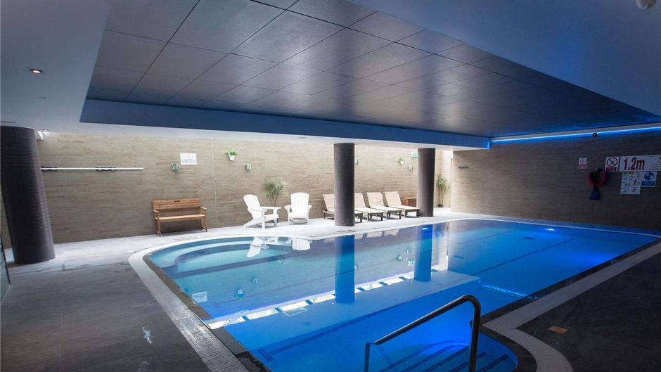 Novotel Edinburgh Park Pool