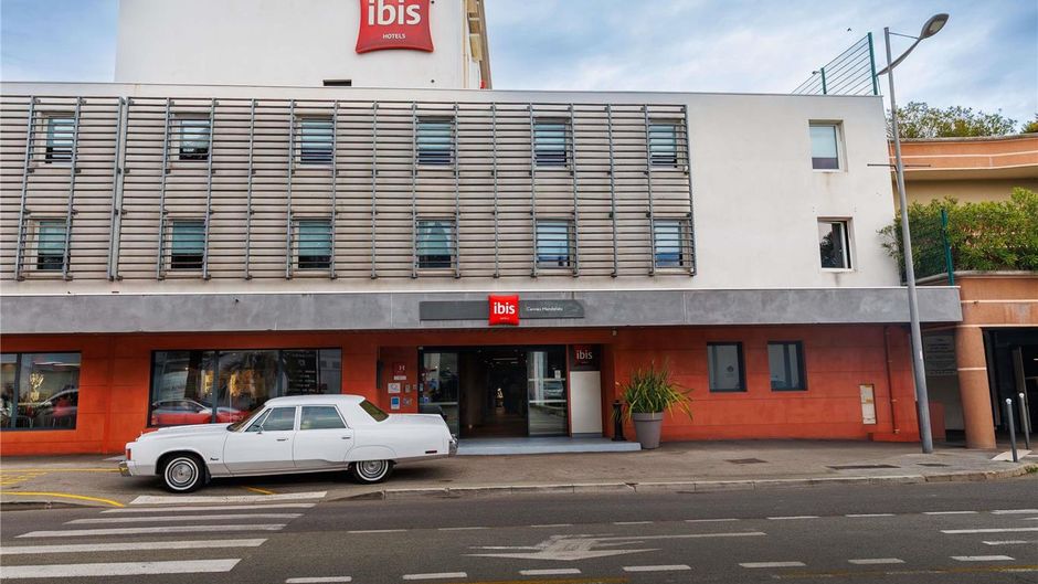 Ibis Cannes Mandelieu Exterior