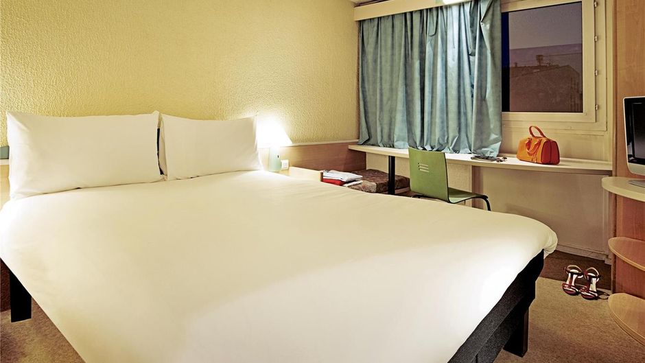 Ibis Uberlandia Hotel Room