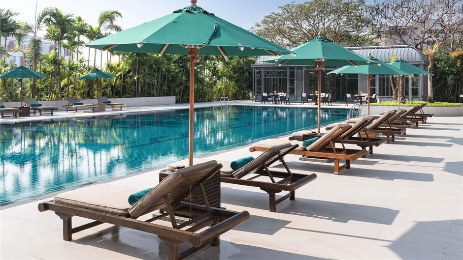Sofitel Phnom Penh Phokeethra Pool
