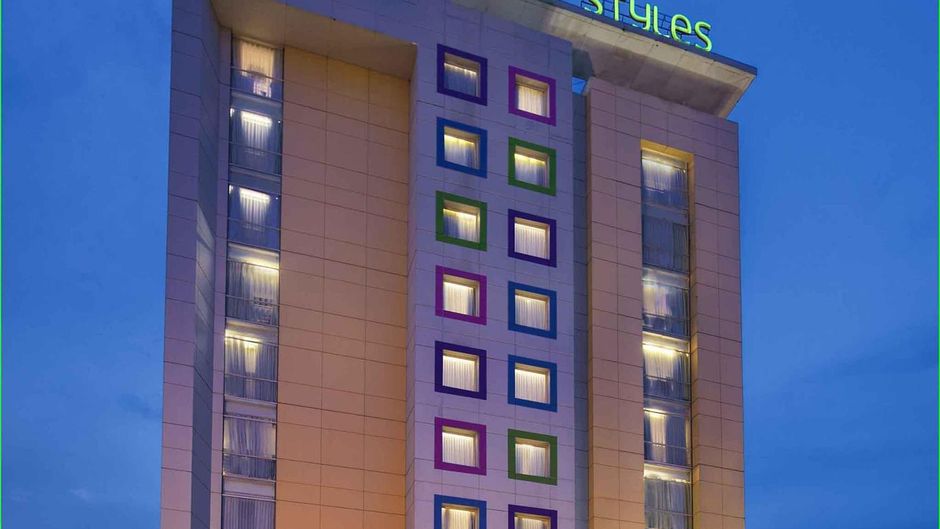 Hotel Ibis Solo Exterior