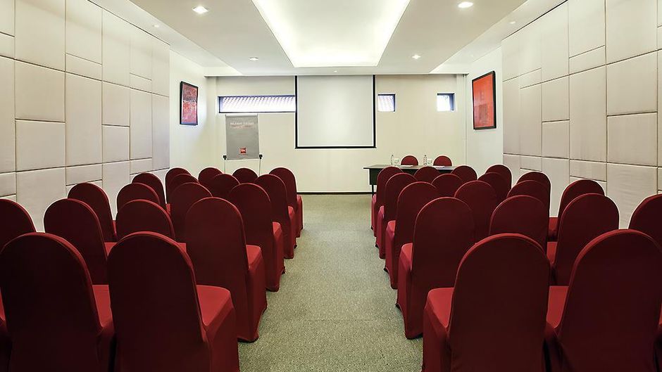 Hotel Ibis Solo Meeting